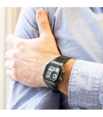 Reloj Digital Gris y Negro Collection Men CASIO - AE-1200WHUB-8AVEF