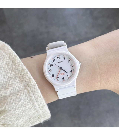 Reloj Mujer Monocromático Blanco CASIO - LQ-24B-7BEF