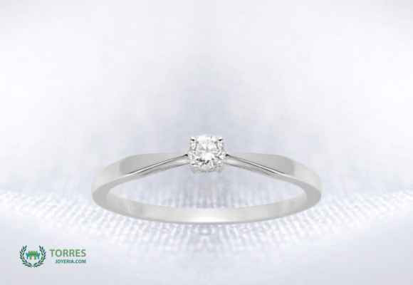 Anillos de Compromiso con Torres Joyeros